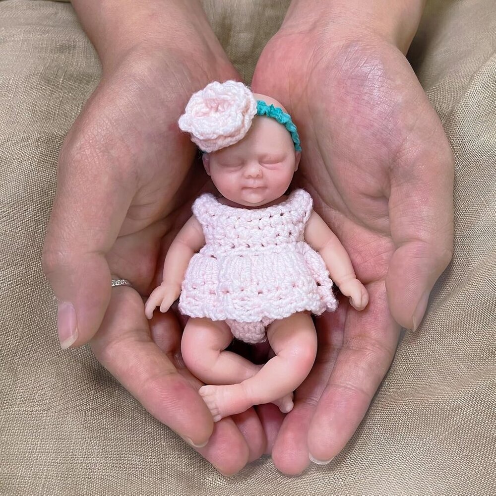 4.5 inch Miniature Sleeping Full Silicone Mini Baby Dolls with Feeding Kit